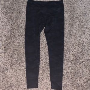Glyder black camo leggings